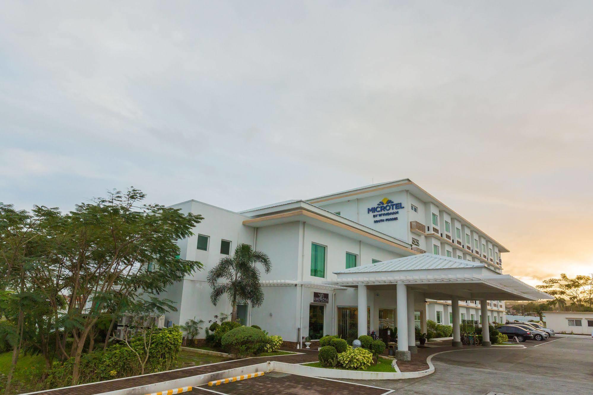 Microtel By Wyndham South Forbes Near Nuvali Santa Rosa  Ngoại thất bức ảnh